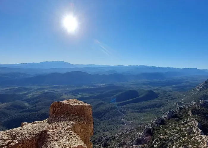 Jolie Maison De Village Avec Vue Maury